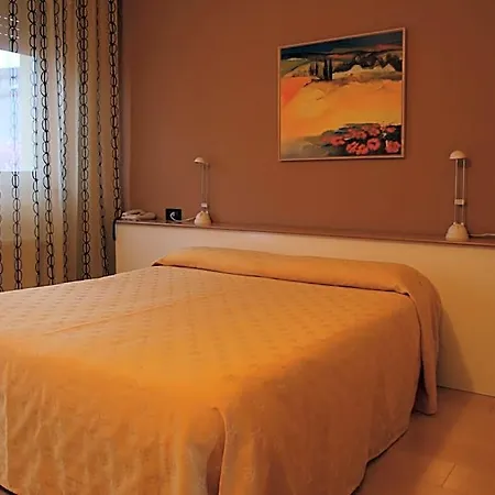 Hotel Nuovo 3*